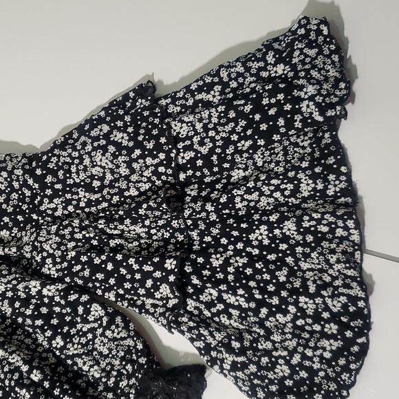 Intimately Free People Black Ditsy Floral Bodysuit Bell Sleeves Size XS - Picture 5 of 11